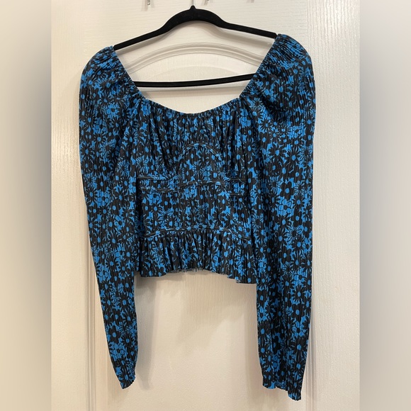Zara Cropped Blouse - Picture 1 of 3